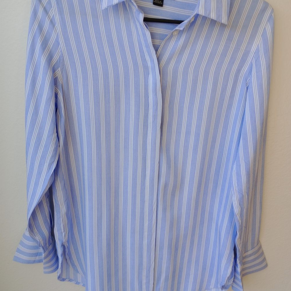 Banana Republic Light Blue and White Striped Blouse - Picture 7 of 9